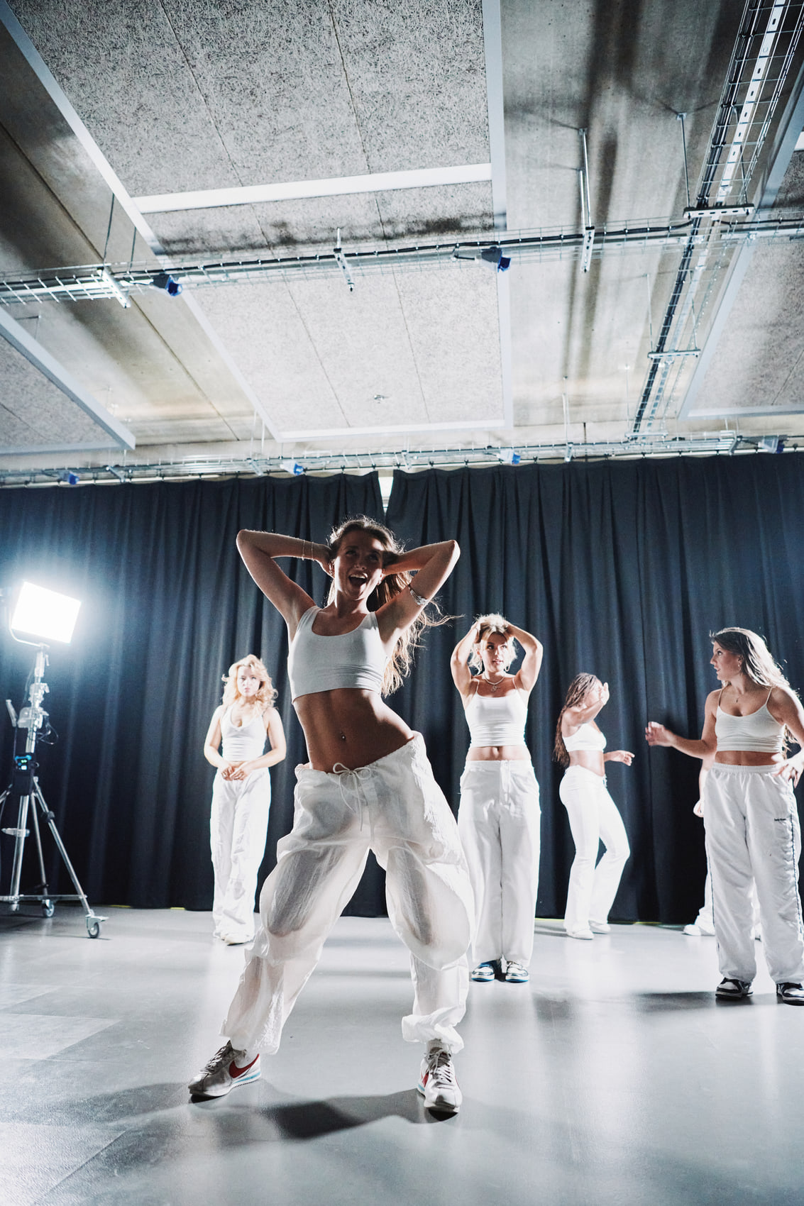 Tallia Storm — Take It Off (Single Cover & BTS), photograph 5