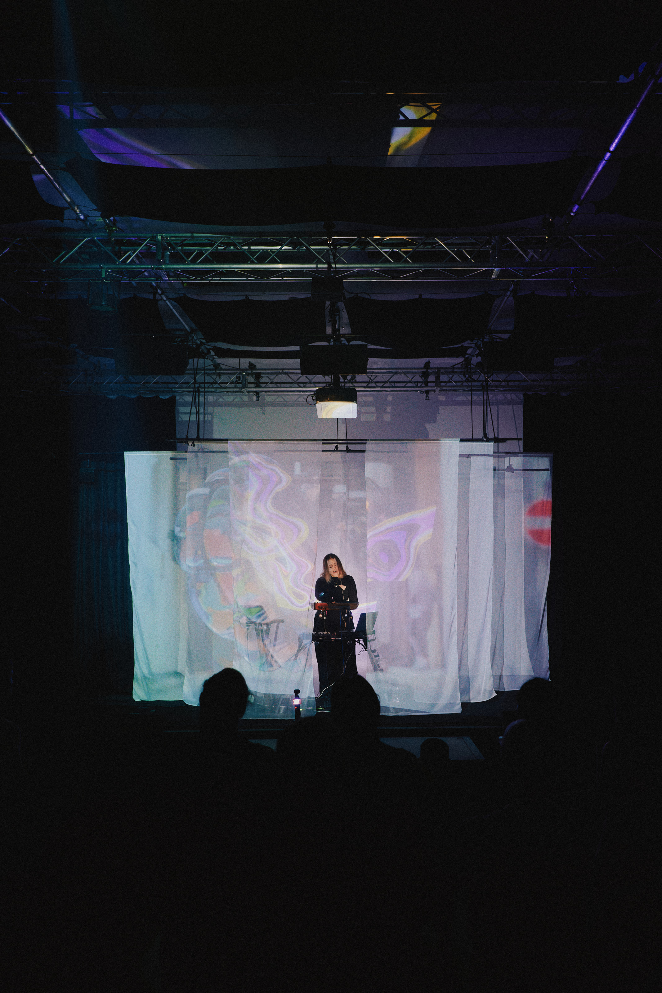 AM sin × NØELLE — Southby Productions, photograph 10
