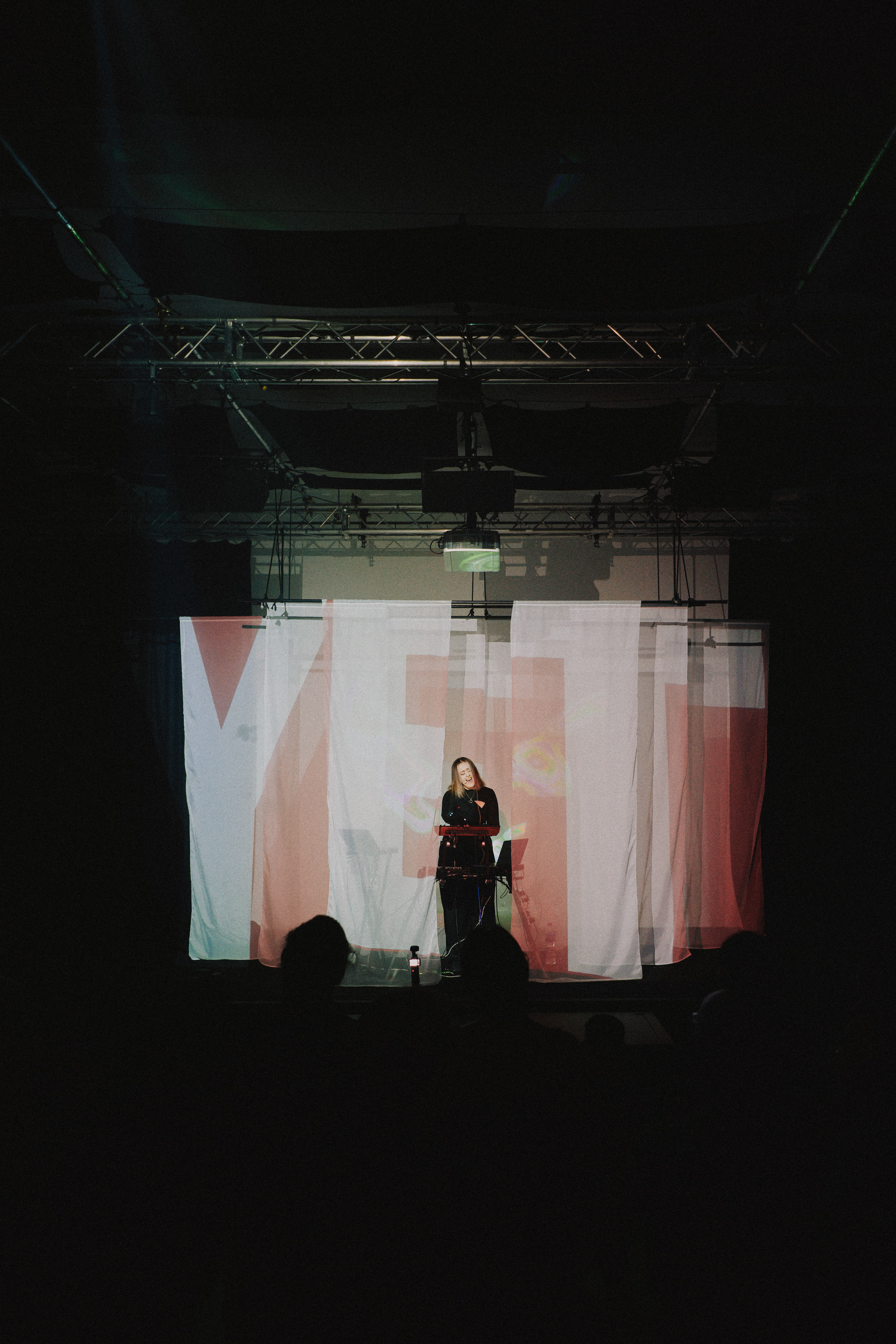 AM sin × NØELLE — Southby Productions, photograph 11
